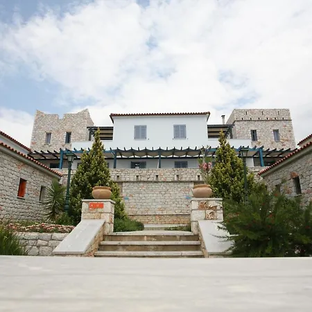 Demestihas Aparthotel