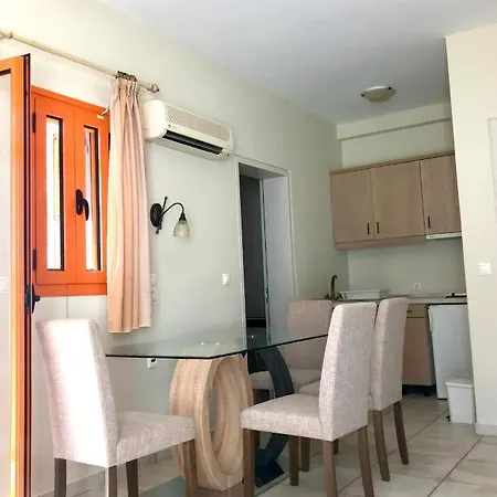 Demestihas 3* Mavrovoúnion