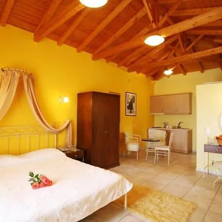 Demestihas Aparthotel 3*