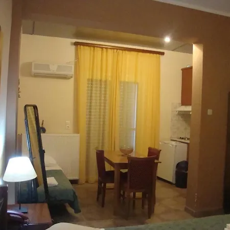Demestihas Aparthotel 3*