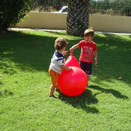 Demestihas 3* Mavrovoúnion