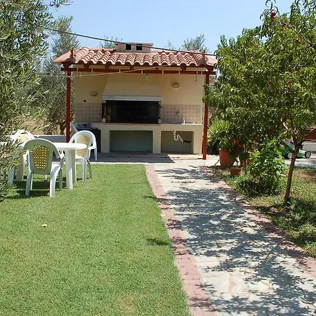 Aparthotel Demestihas