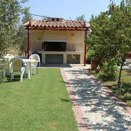 Aparthotel Demestihas